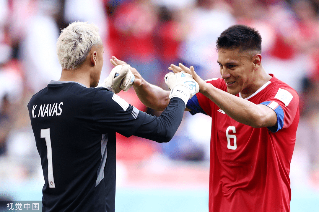 洞庭雄鹿队守住胜果海滨雄鹿队，羽毛球半决赛上演裁判判罚引热议！团队防守值得称道的简单介绍爱游戏体育